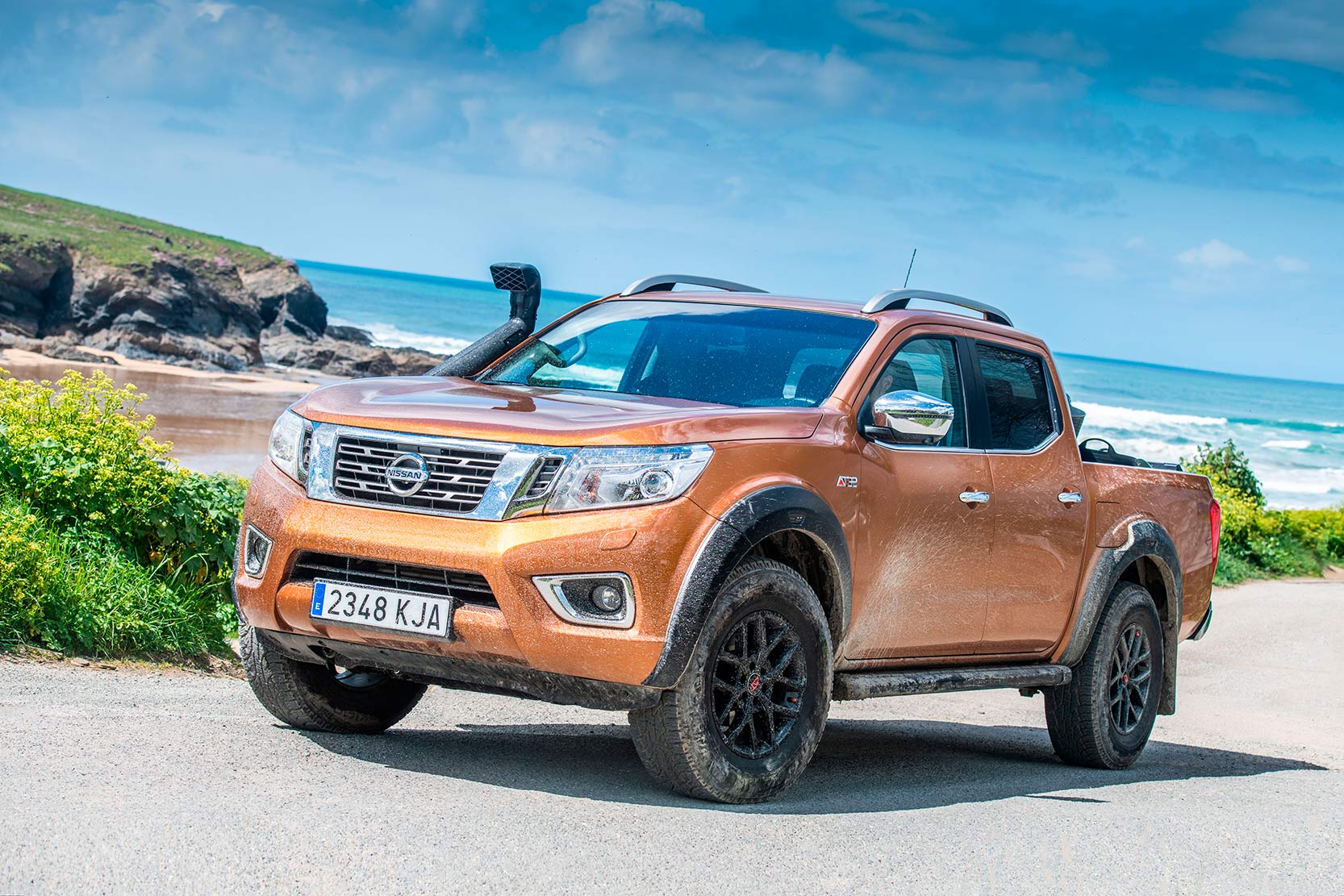 Auto nissan navara