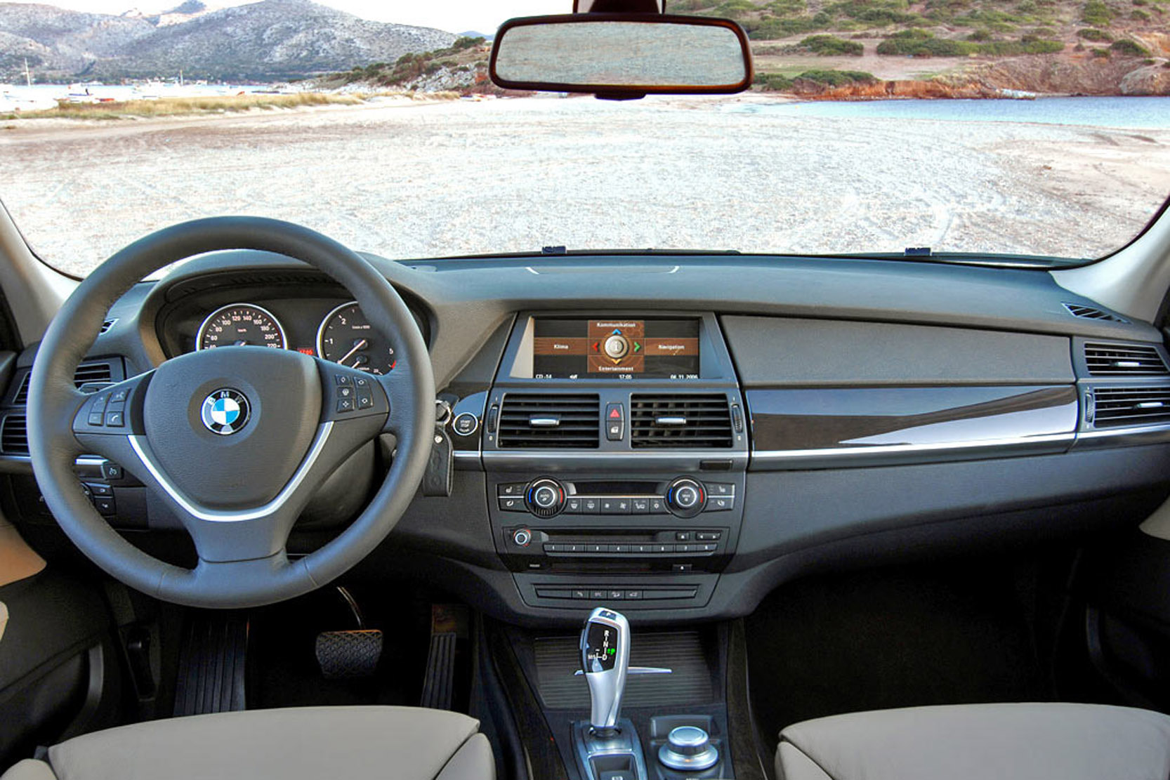BMW x5 2006 салон