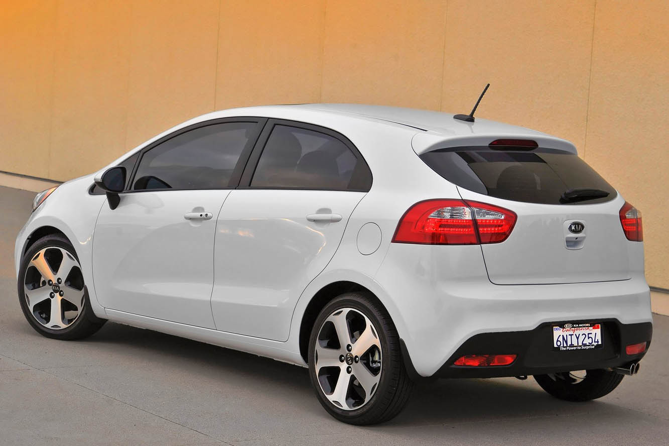 Kia rio 2011 года