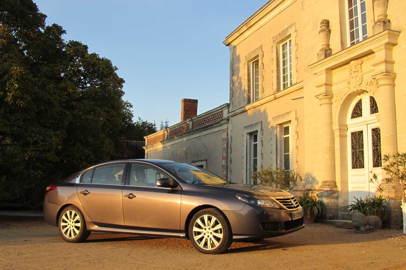 Renault latitude v6