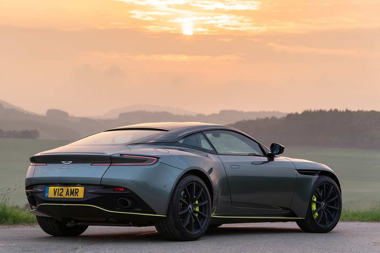 Fiche technique Aston-Martin DB11 V12 AMR 2020