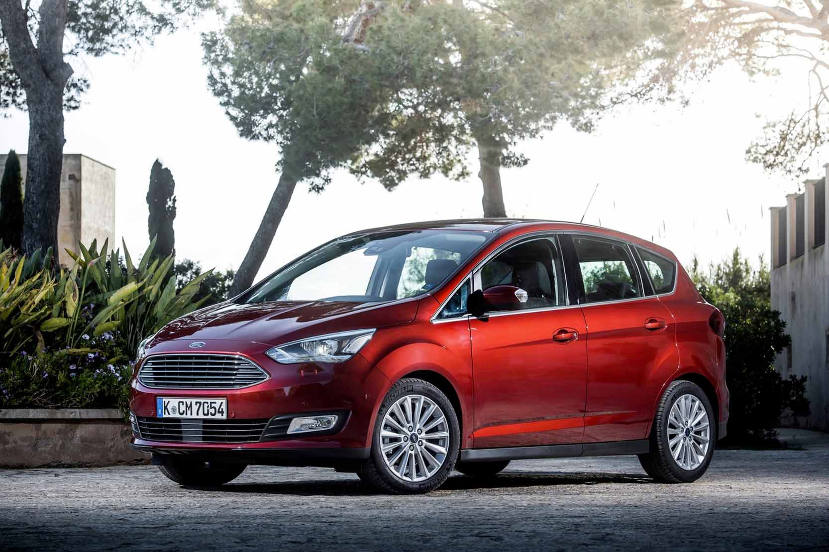 Fiche technique Ford C Max 1.5 TDCi 120 2020