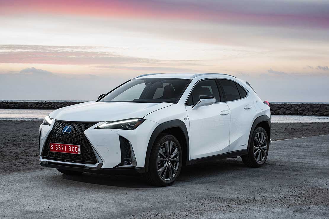 Fiche Technique Lexus Ux 250h Awd 2020