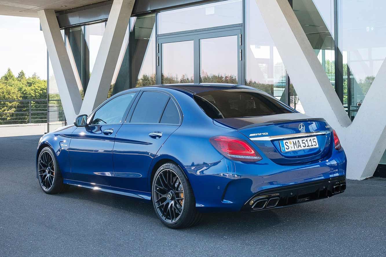 Mercedes benz amg s 63 e performance